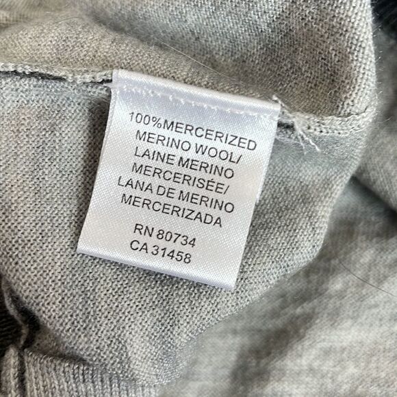 BCBG maxazria 100% Marino wool, off shoulder, open back, MED, like new! 1586 - Picture 7 of 13